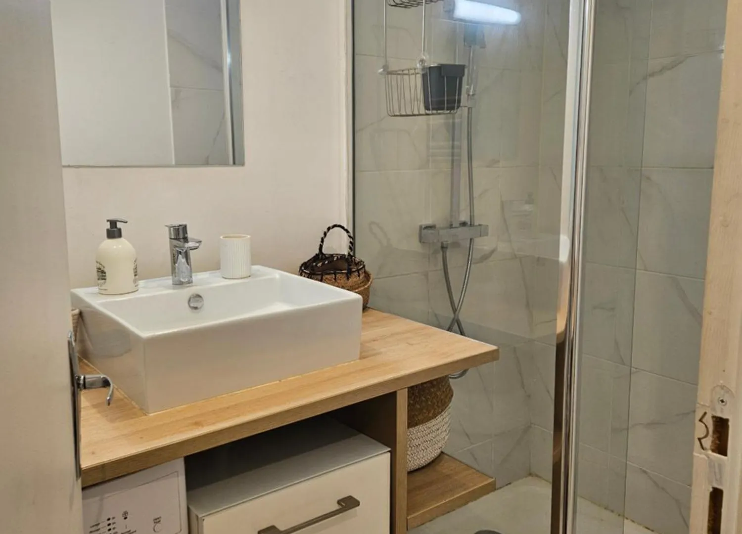 Apartment Logement Avec Jardin Gare St Charles Marseille